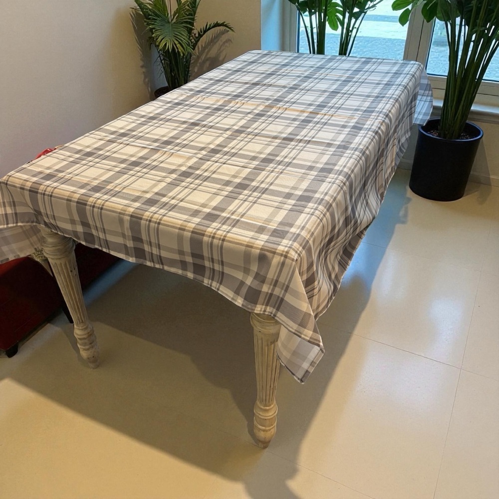 Versatile Plaid Tablecloth Slate Gray Classic White Oblong 70”x 52” Farmhouse